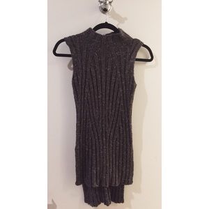 Sleeveless Sweater Top